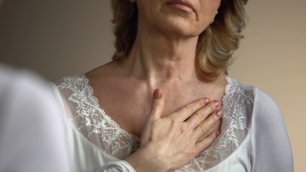 cuello mujer 